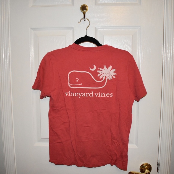 Vineyard Vines Whale South Carolina Tee - Picture 2 of 2